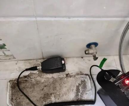 林州屋顶漏水维修公司分享下卫生间漏水的危害及解决方法
